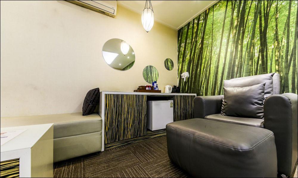 Nice Hotel Uijeongbu Экстерьер фото