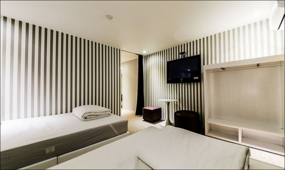 Nice Hotel Uijeongbu Экстерьер фото
